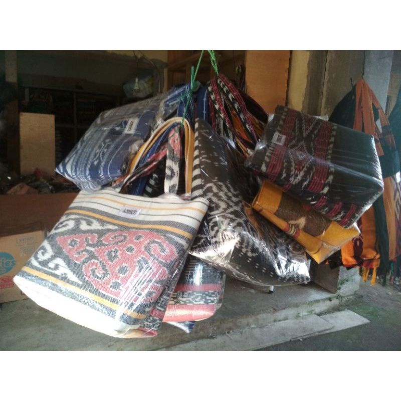 tas tenun