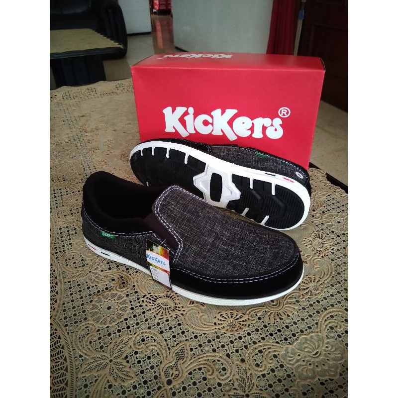 Sepatu Casual Slip On Kerja Kickers Pria