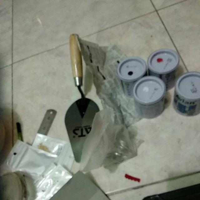 Cat Kayu Dan Besi Avian 100cc (pengiriman Pulau Jawa)