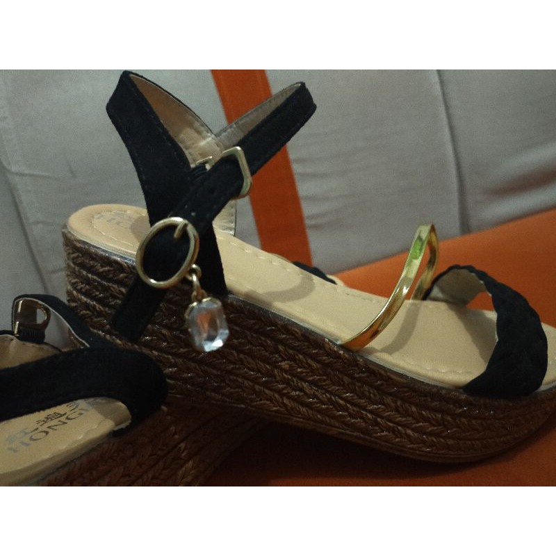 Sandal wedges wanita import Korea