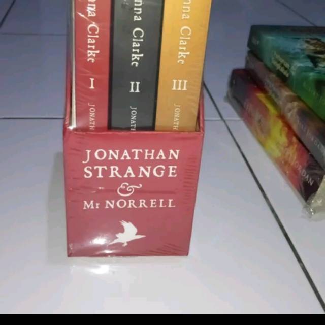 Jonathan Strange & Mr Norrel - Susanna Clarke - Boxset Isi 3 Novel Fantasi