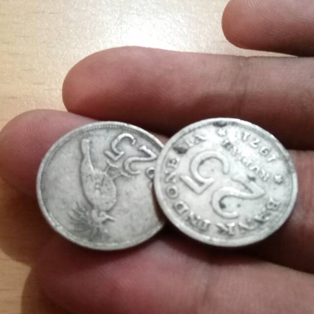 Uang koin kuno Rp 25