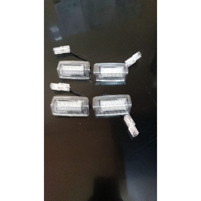 Lampu doortrim / door trim innova Reborn dan Fortuner VRZ