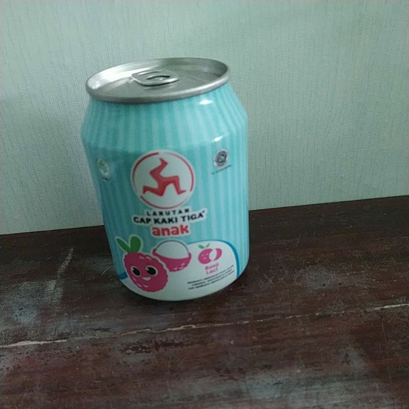 

larutan cap kaki tiga anak leci