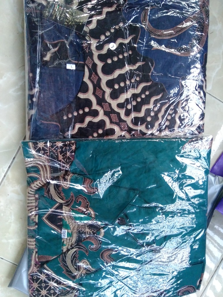 Kemeja Batik Pria Lengan Panjang • Motif Random 5 • Baju Batik Pria • Atasan Batik