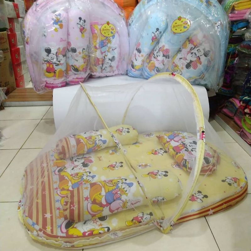 tempat tidur bayi lipat plus kelambu kojong motif kartun ukuran 85 x 55 cm