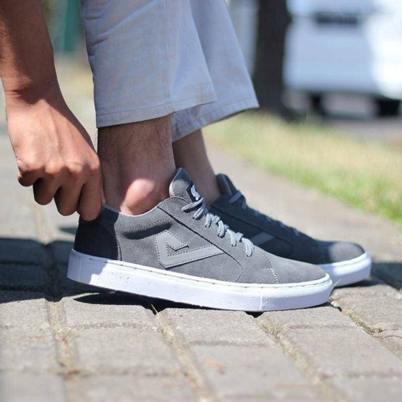 AUTHENTIC Sneakers Kasual Pria Cowok Grey Tan Navy Green Natural Low
