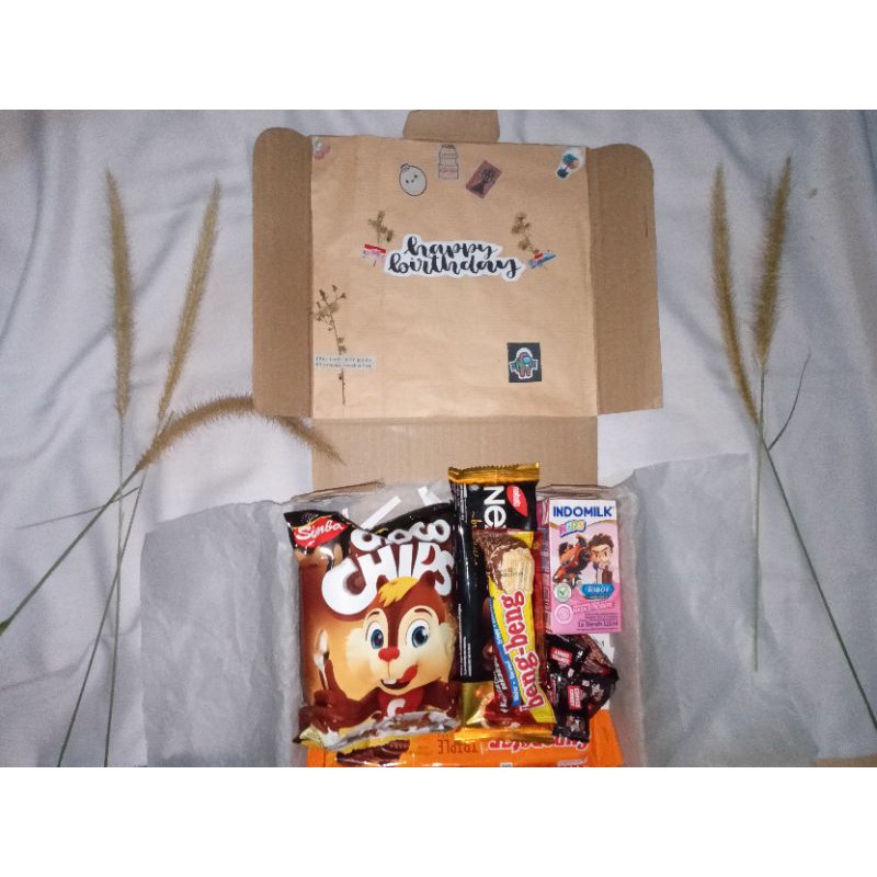 

Gift box/kado ulang tahun