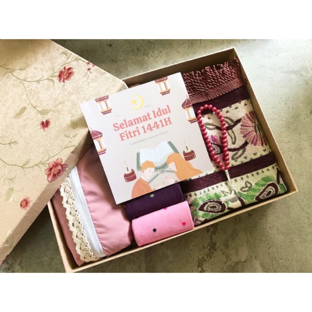 Free Kartu Ucapan Polkedy Hampers For Couple Kado Hadiah Pernikahan Shopee Indonesia