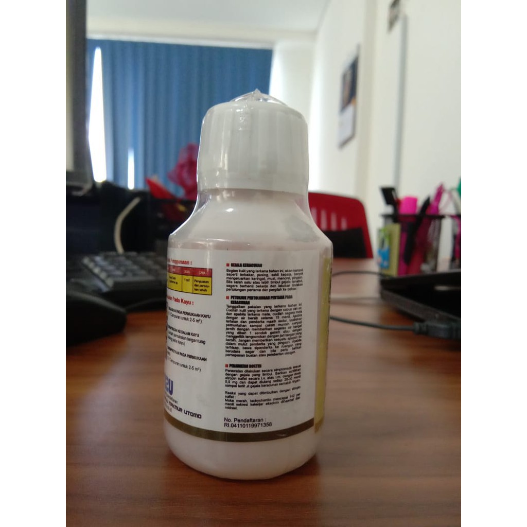 Anti Rayap Crown 100EC Kemasan 1 liter