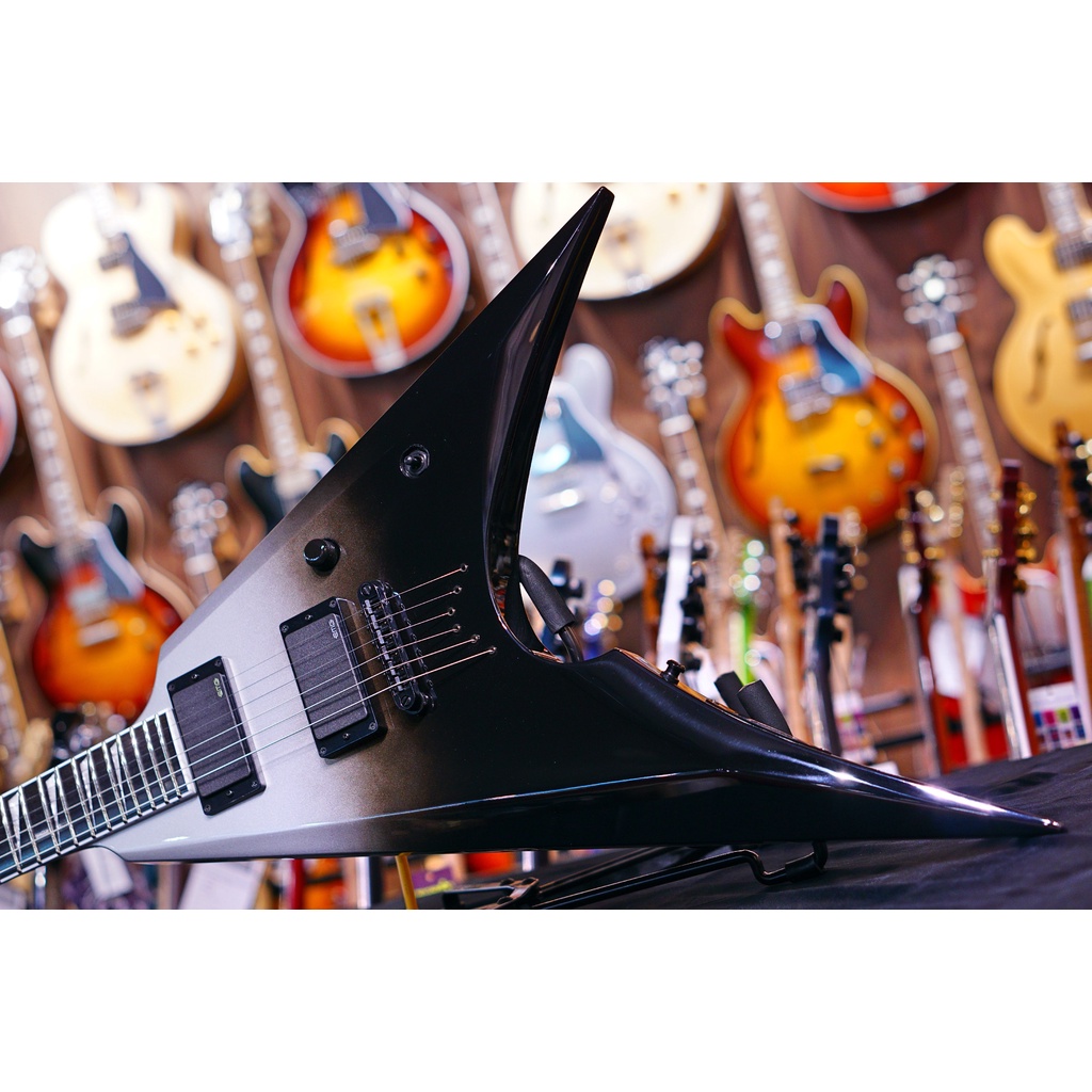 ESP E-II ARROW/NT/BLK SILVER FADE ES6863193