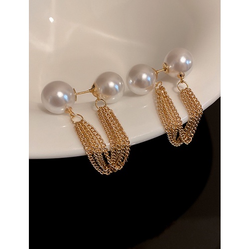 LRC Anting Tusuk Fashion Gold Color Pearl Tassel Stud W74738