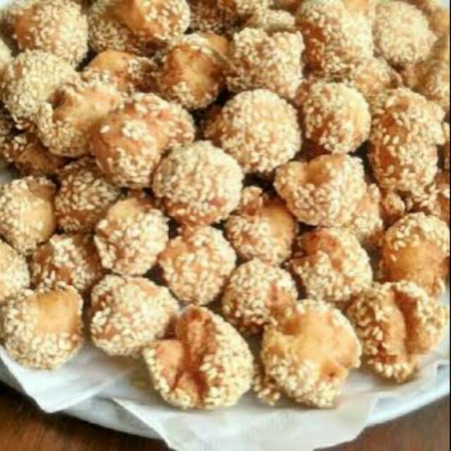 

Kue tawa
