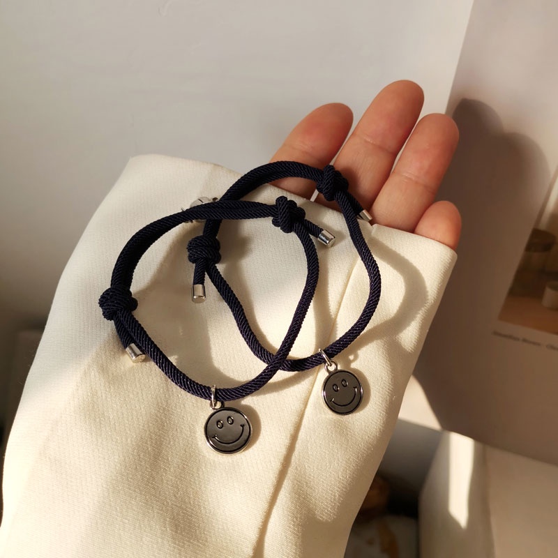 【Ready stock】1pasang / 2 pcs Gelang couple pasangan magnet Gelang Couple gelang couple magnet love Tali Karet Desain Astronot Untuk Unisex best friend fashion murah lucu