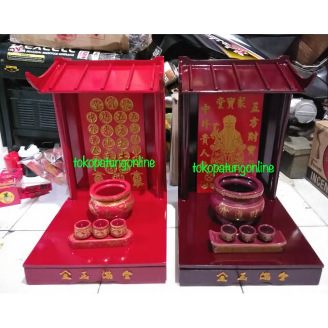 Rumah Dewa Bumi Tecukong Tutikong 2 Pilar