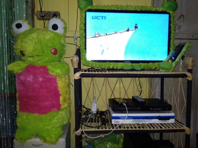 Sarung Galon Karakter