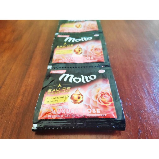 [1 Renteng] Sabun Cuci Pewangi Molto 10 Ml / 11 Ml