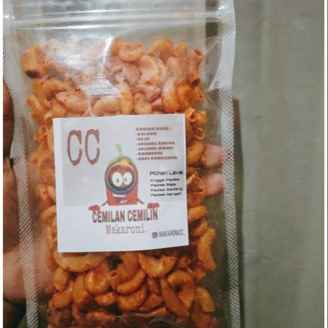 

cemilan makaroni