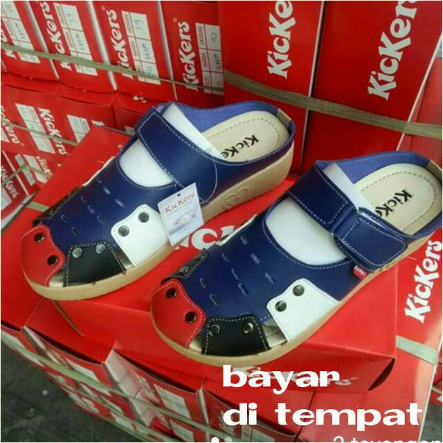 Sepatu sandal kickers 21 biru