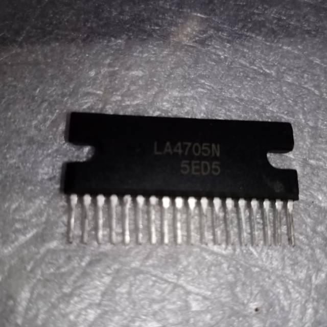 

La4705 La4705N