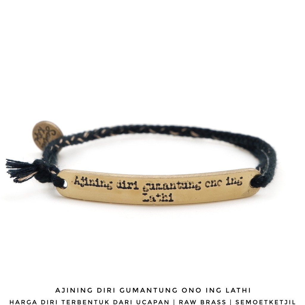 

Semoet Ketjil Gelang Bohemian Lathi Super Rustic Font Style