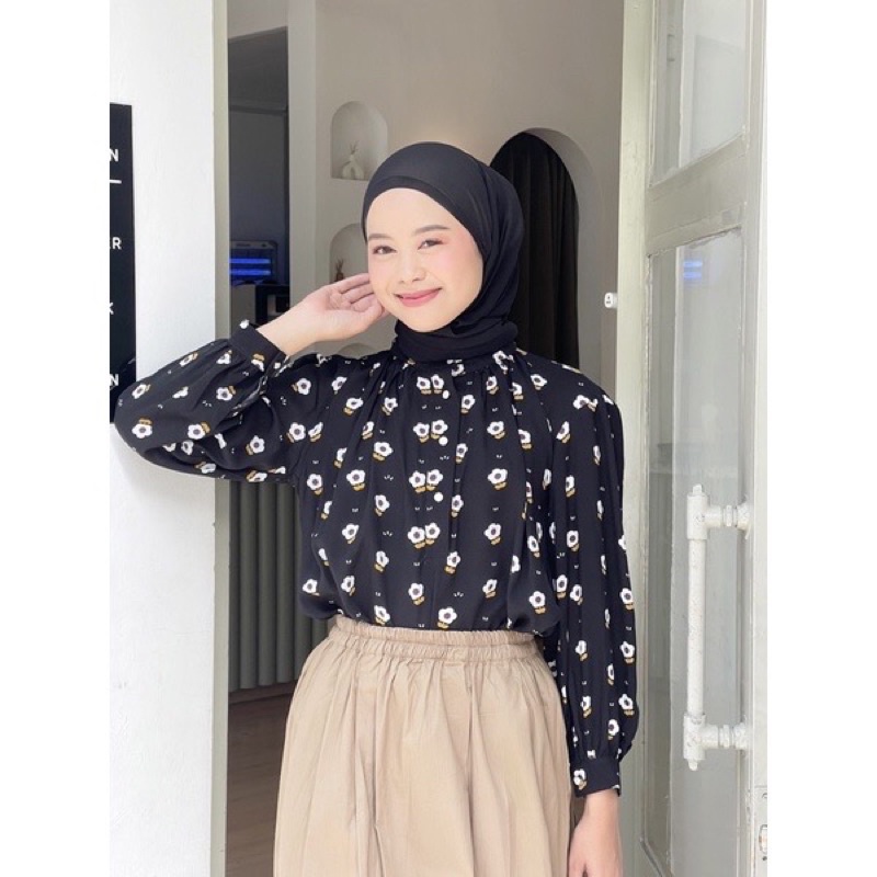 Moria Blouse Ori by Pretties