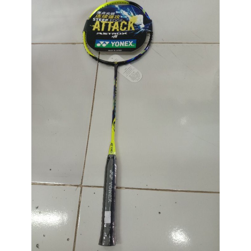 Raket Badminton Yonex Astrox77