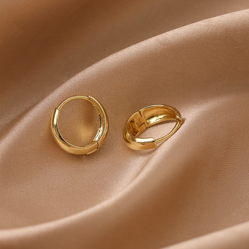 2022 Anting Hoop Bahan Metal Gaya Korea Klasik Untuk Wanita