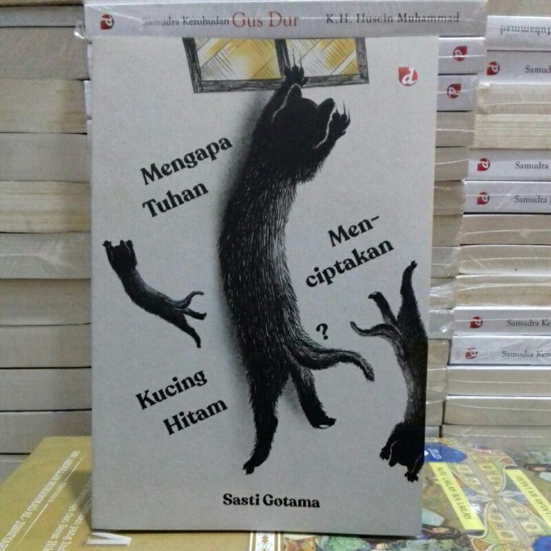 MENGAPA TUHAN MENCIPTAKAN KUCING HITAM?