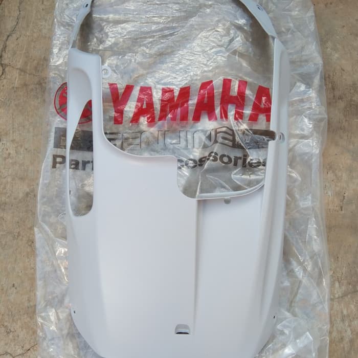 dek bawah kolong mio j abu abu oriiginal ygp        yamaha