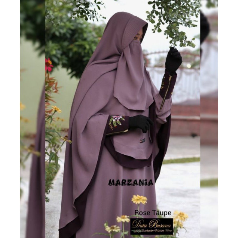 Gamis Set Syar'i Marzania by Duta Busana