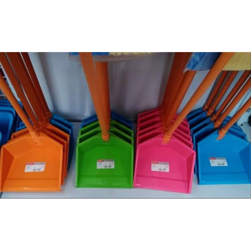 Termurah Pengki/ Beta Dust Pan Lion Star DP-1