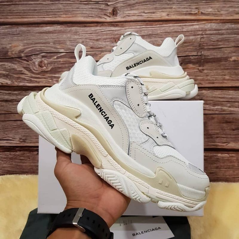 Sepatu Cewek Cowok Sepatu Pria Wanita Balenciaga Triple s Triple White