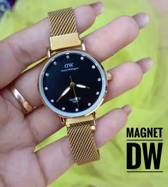 Jam Tangan Wanita D*w Magnet Permata Halus