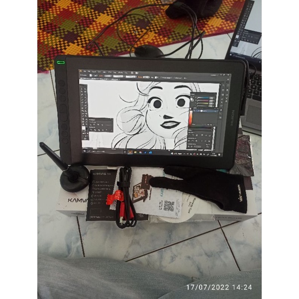 HUION Kamvas 13 Bekas seperti baru