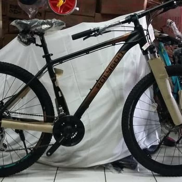 Sepeda MTB polygon premier 4.0 27'5 inch (BLACK Brown )