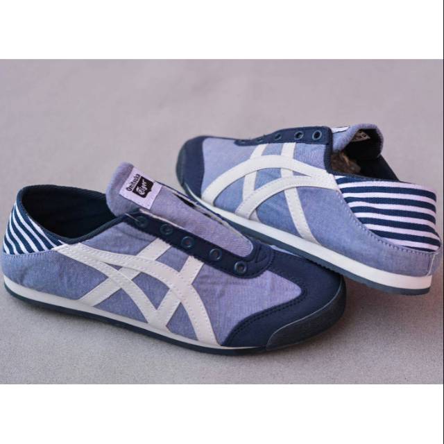 ORI SKECHERS GORUN 400 SPORT LACE UP MEN SEPATU PRIA ORIGINAL - HITAM,44