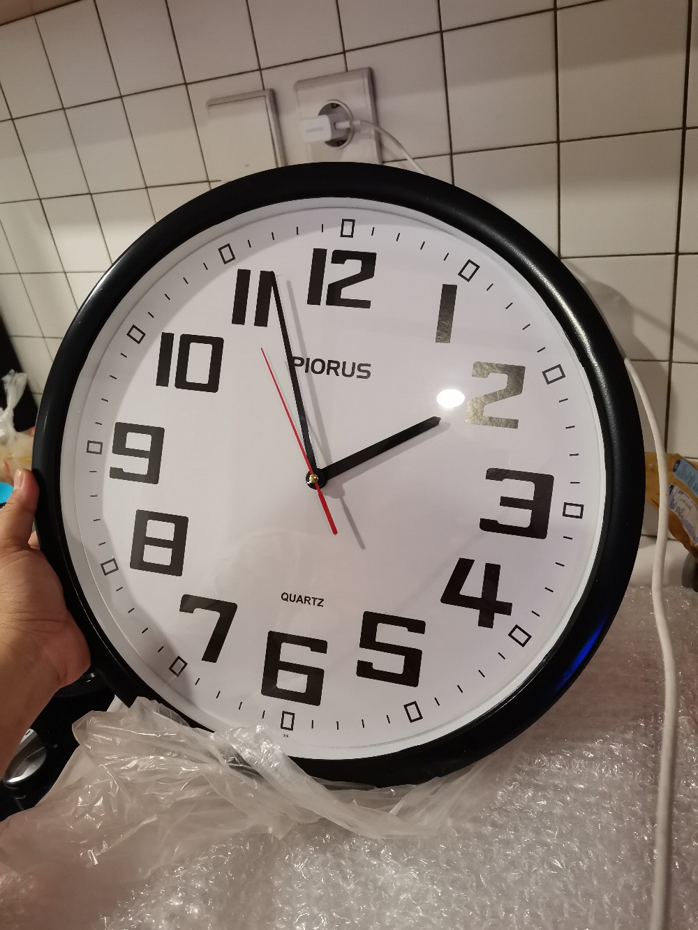 Jam Dinding Piorus - Standart Quartz (black) 40 Cm