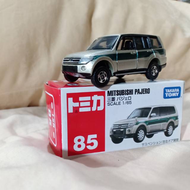 tomica pajero sport