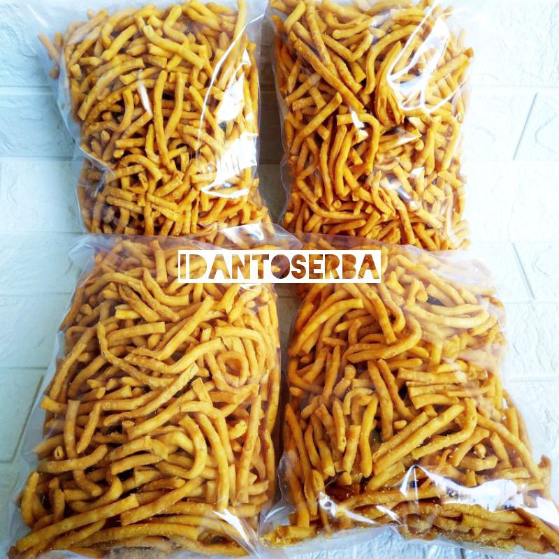 

cemilan Snack makanan ringan cisstik bawang asin gurih