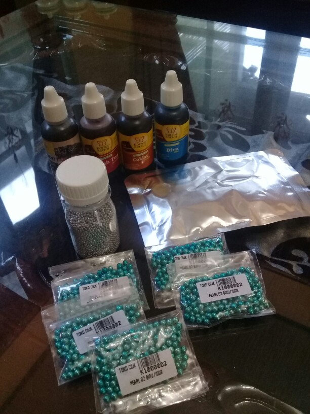 Mutiara Perl Bead Biru  Blue Edible Hiasantopping Kue Cupcake Bento