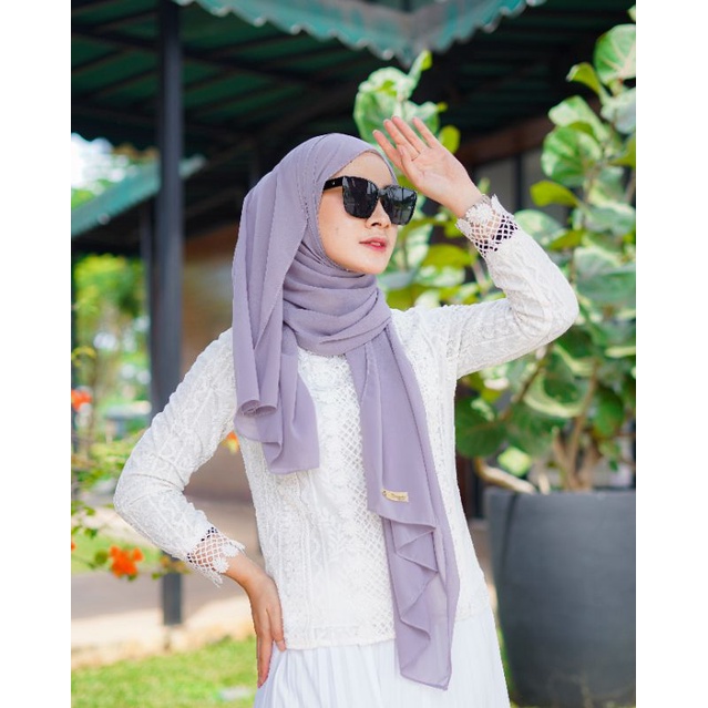 Pashmina ceruty import 180 cm x 75 cm By Desmonda Hijab