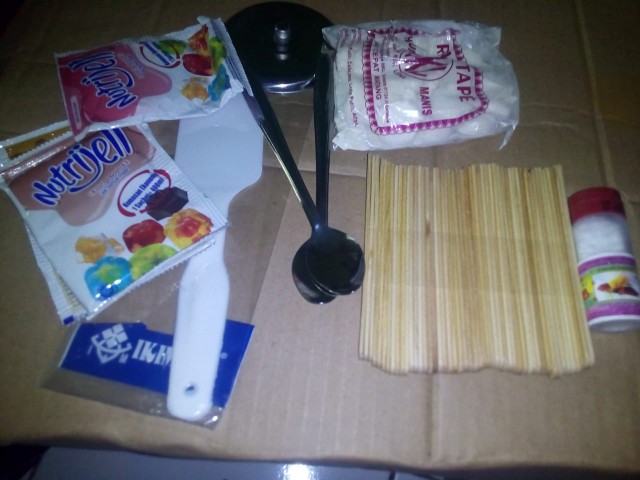 Stik Es Tebal Isi 50 Pcs