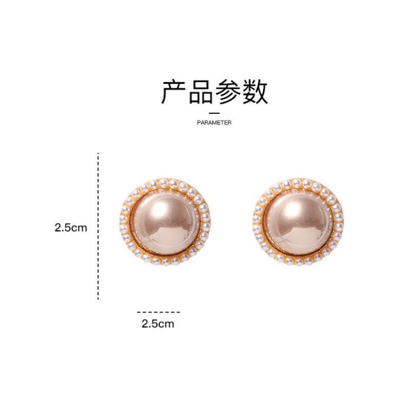 925 jarum perak retro gaya pengadilan Hepburn gaya Bersih merah elegan putaran kancing manis Chanel