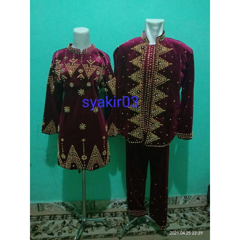 baju pengantin beludru kurung