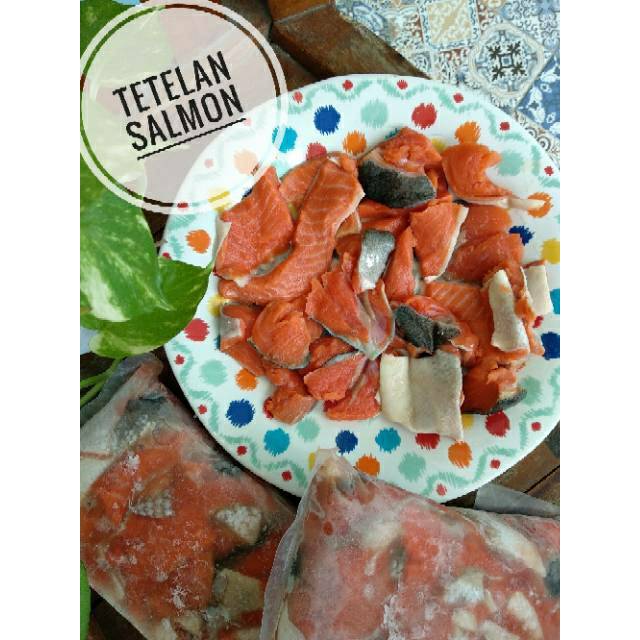 Tetelan Salmon 500 gr Beku Frozen / Potongan Ikan Salmon Beku / Tetelan