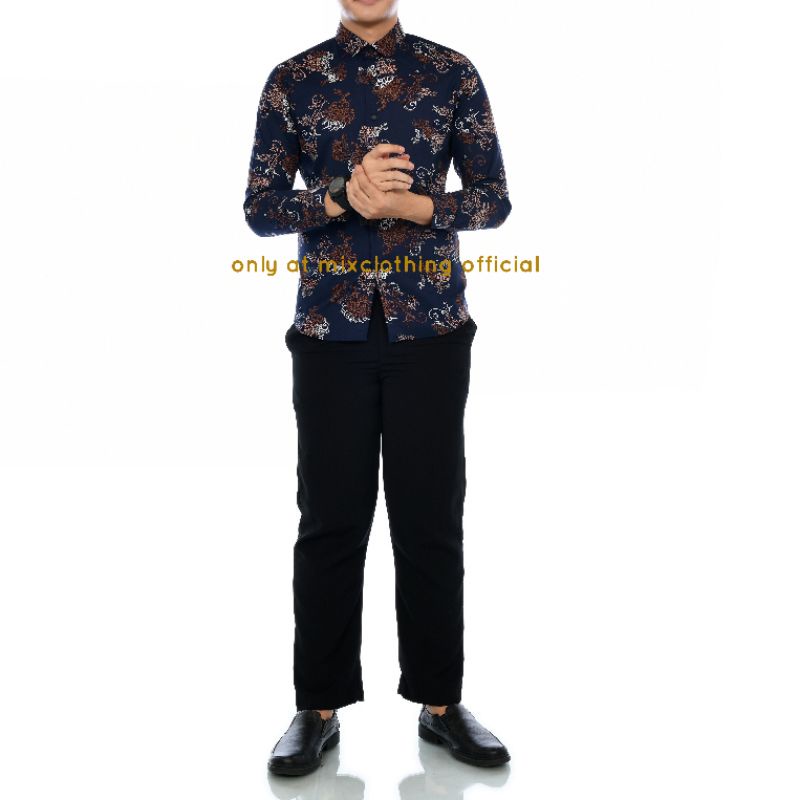 BAJU KEMEJA BATIK PRIA SLIM FIT LENGAN PANJANG COLIN DION CBL 876