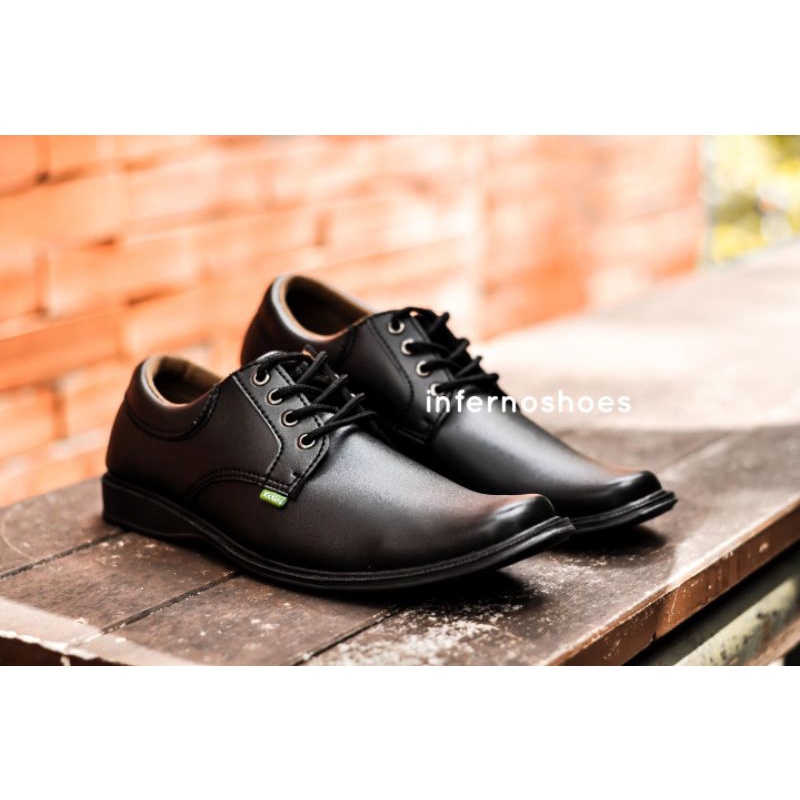 Sepatu Pantofel Pria Formal Hitam Swedian Leather Premium