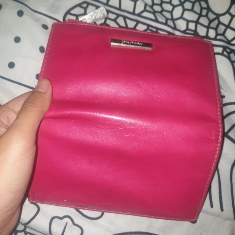 preloved dompet stradivarius