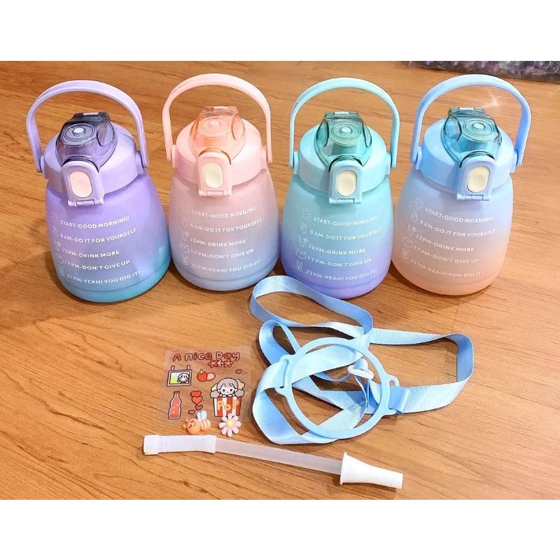 Trend-Botol Minum Gemoy Bulat 1300 mL-Random